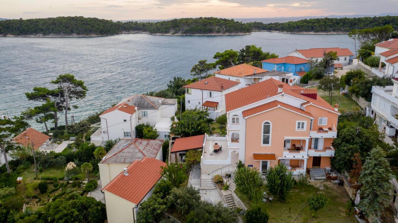Apartments And Rooms Bolero Ραμπ Εξωτερικό φωτογραφία